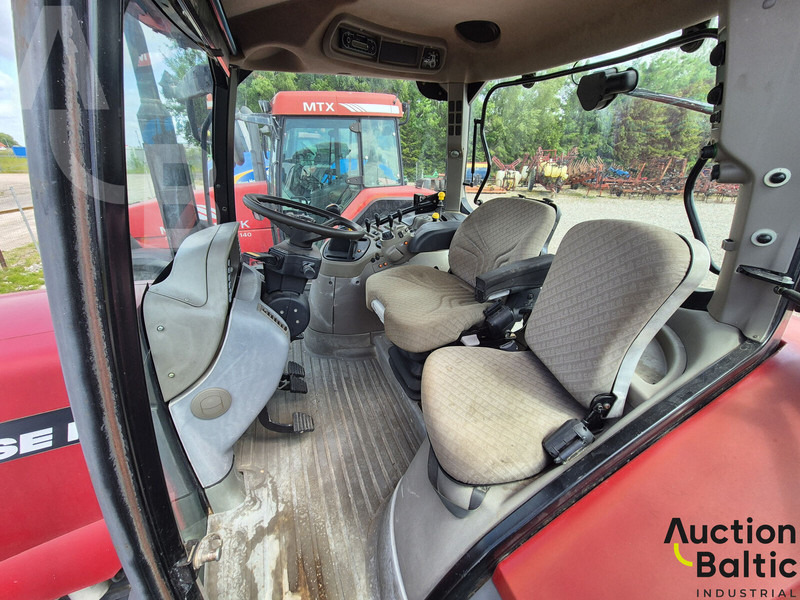 Case IH MXU 125 Pro - Farm tractor: picture 5 Case IH MXU 125 Pro - Farm tractor: picture 5