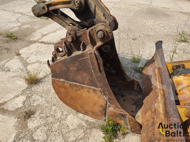 Wheel excavator Case WX 150: picture 18