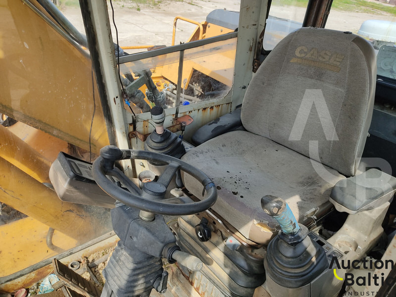 Wheel excavator Case WX 150: picture 6