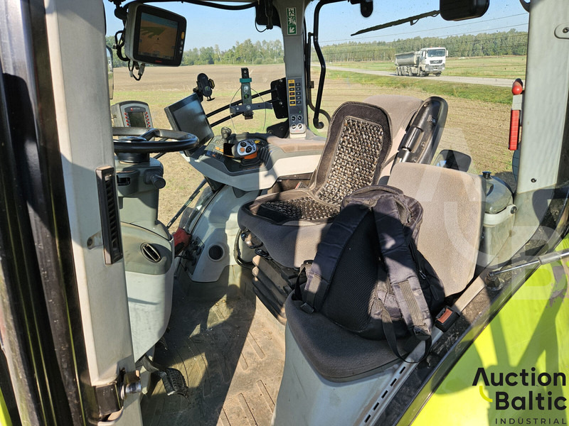 Farm tractor Claas Axion 960: picture 6