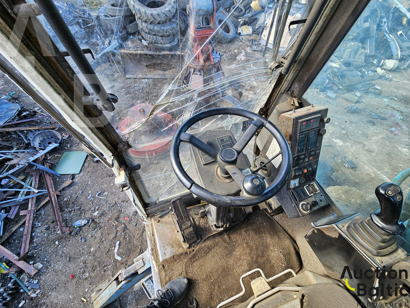 Wheel excavator Fuchs MHL 320: picture 8