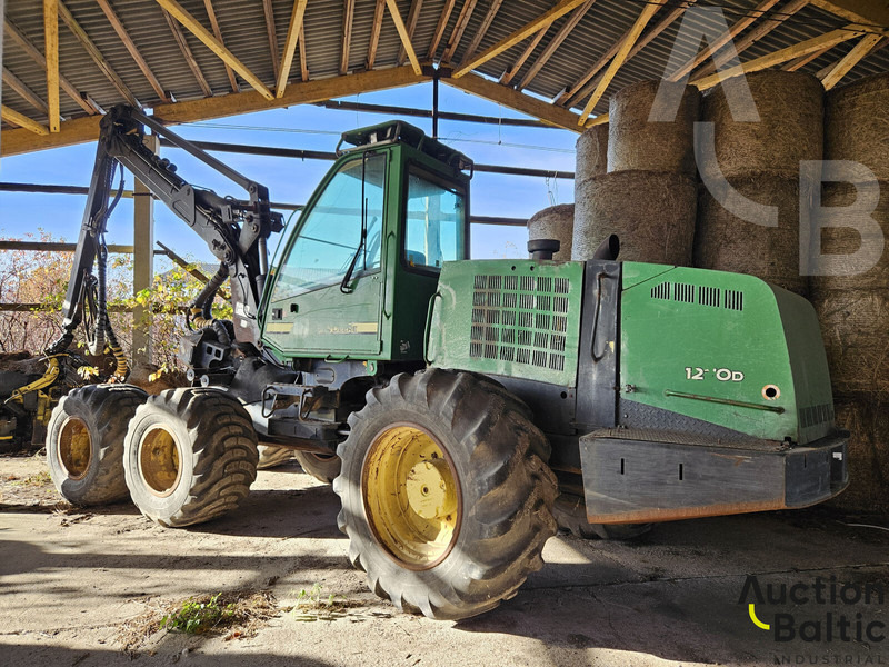 John Deere 1270 D - Harvester: picture 2 John Deere 1270 D - Harvester: picture 2