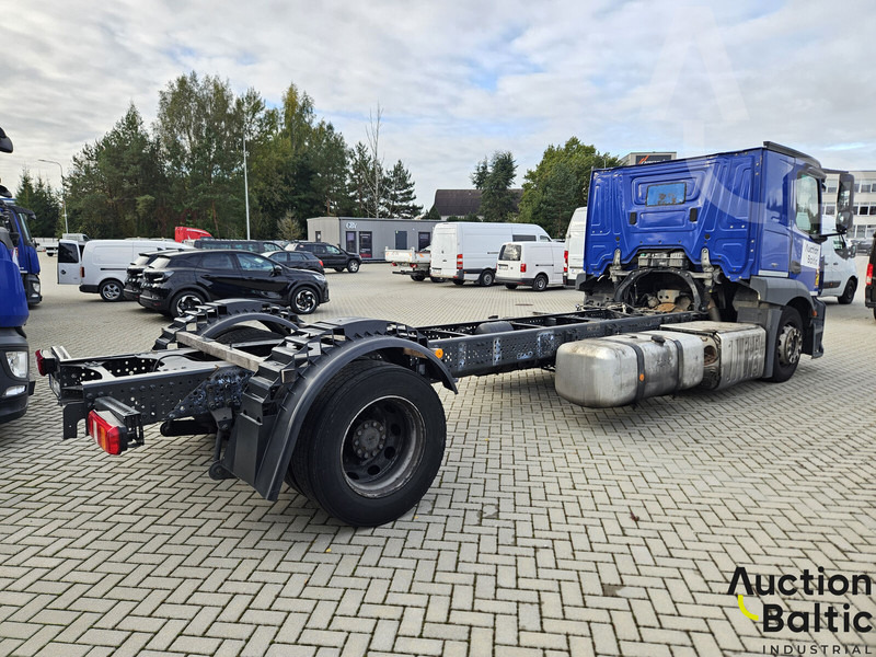 Mercedes-Benz Actros 1843 - Cab chassis truck: picture 4 Mercedes-Benz Actros 1843 - Cab chassis truck: picture 4