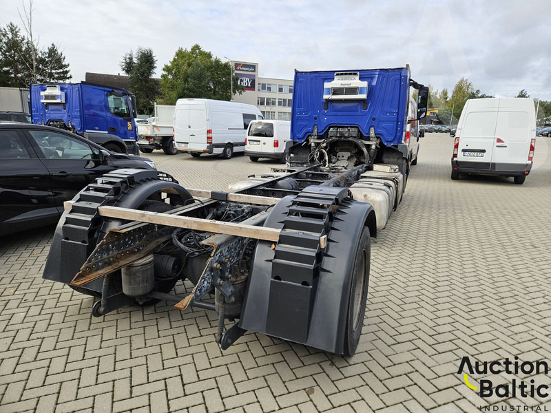 Mercedes-Benz Actros 1843 - Cab chassis truck: picture 4 Mercedes-Benz Actros 1843 - Cab chassis truck: picture 4