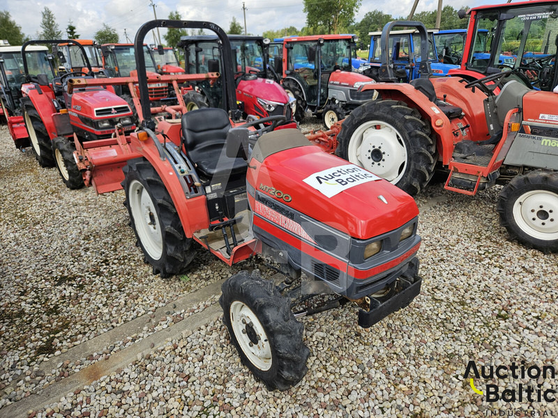 Mitsubishi MT200 - Farm tractor: picture 2 Mitsubishi MT200 - Farm tractor: picture 2