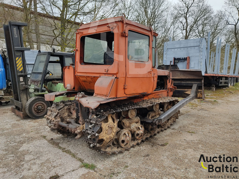 Onbekend DT-75 - Bulldozer: picture 4 Onbekend DT-75 - Bulldozer: picture 4