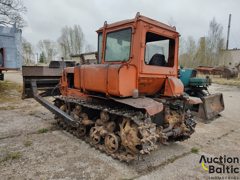 Onbekend DT-75 - Bulldozer: picture 3 Onbekend DT-75 - Bulldozer: picture 3