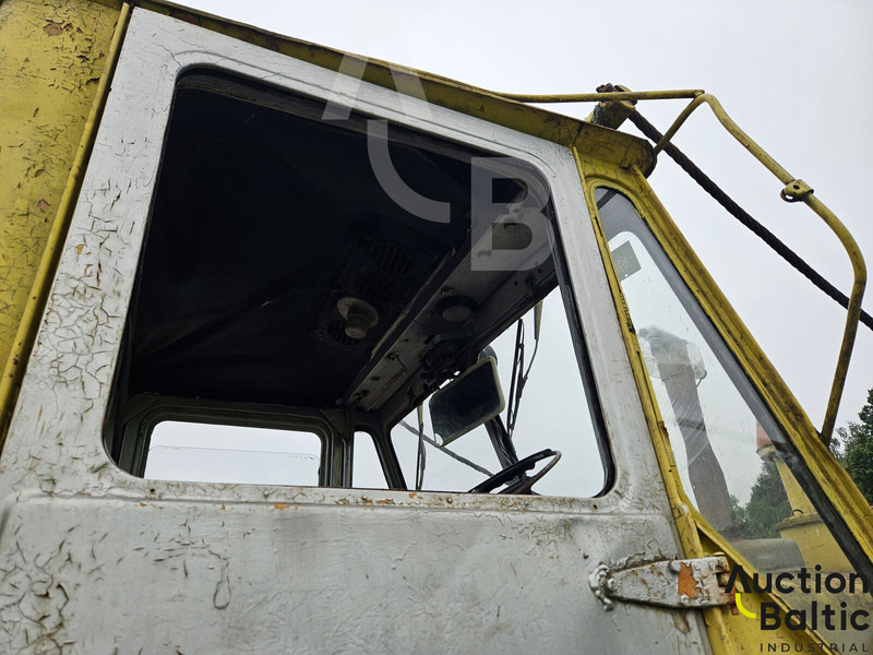 Farm tractor Onbekend T-157K: picture 11