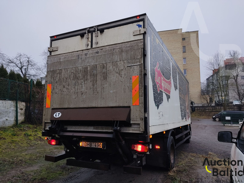 Renault Midlum 240.18 - Refrigerator truck: picture 3 Renault Midlum 240.18 - Refrigerator truck: picture 3