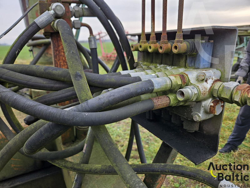 SLMA 1102 - Tipper trailer: picture 5 SLMA 1102 - Tipper trailer: picture 5