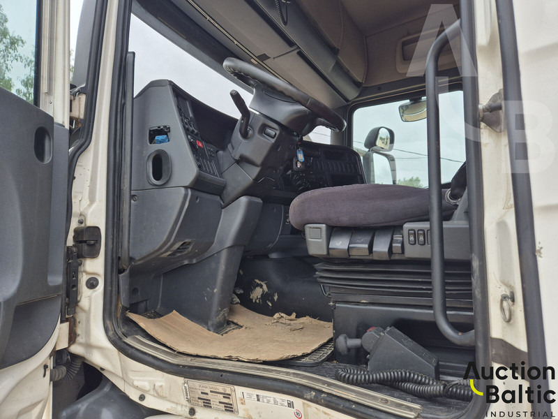 Tractor unit Scania R 410: picture 6