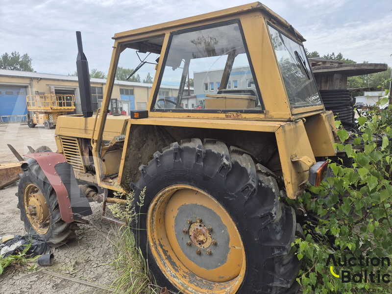 Ursus C-385A - Farm tractor: picture 3 Ursus C-385A - Farm tractor: picture 3