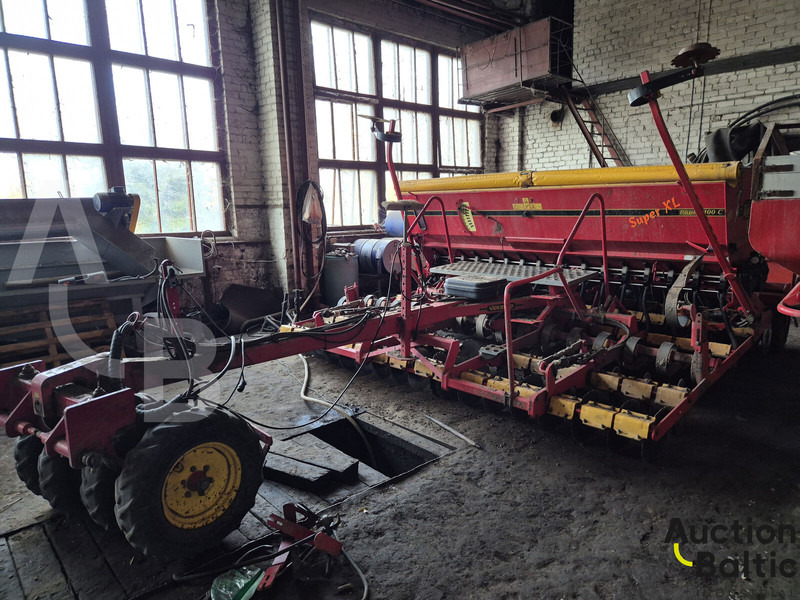 Vaderstad Rapid400C - Sowing equipment: picture 2 Vaderstad Rapid400C - Sowing equipment: picture 2