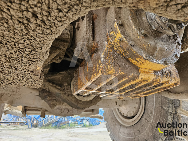 Wheel loader Volvo L 180 F: picture 15