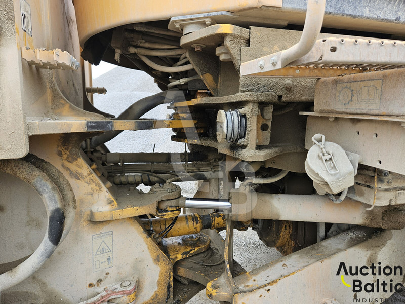 Wheel loader Volvo L 180 F: picture 18