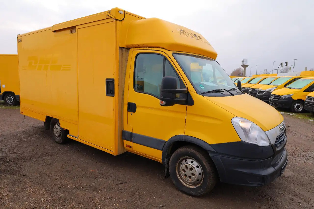 Iveco Daily/ Regalsystem/Luftfeder/1. Hand - Box van: picture 1 Iveco Daily/ Regalsystem/Luftfeder/1. Hand - Box van: picture 1
