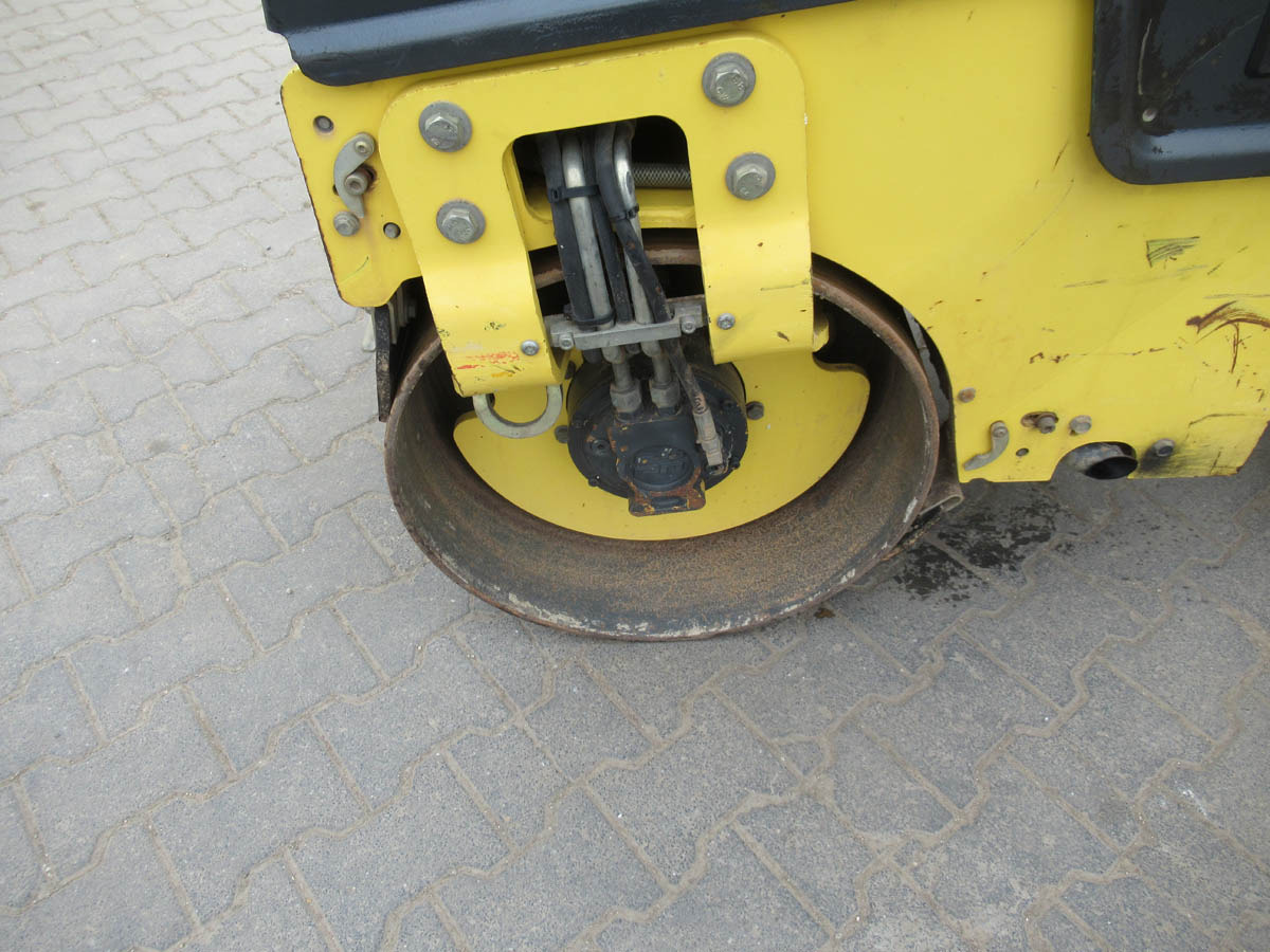 Roller BOMAG BW80AD-5: picture 6
