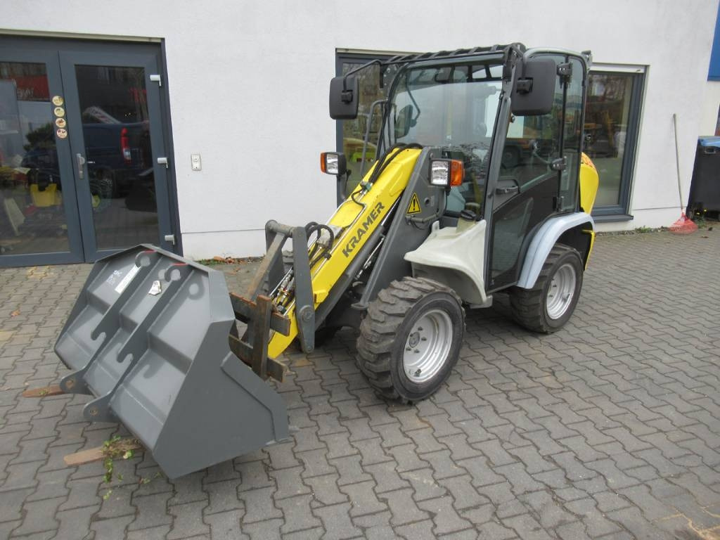 Kramer 5035 Neu Reifen neue Schaufel 33PS Motor - Wheel loader: picture 1 Kramer 5035 Neu Reifen neue Schaufel 33PS Motor - Wheel loader: picture 1