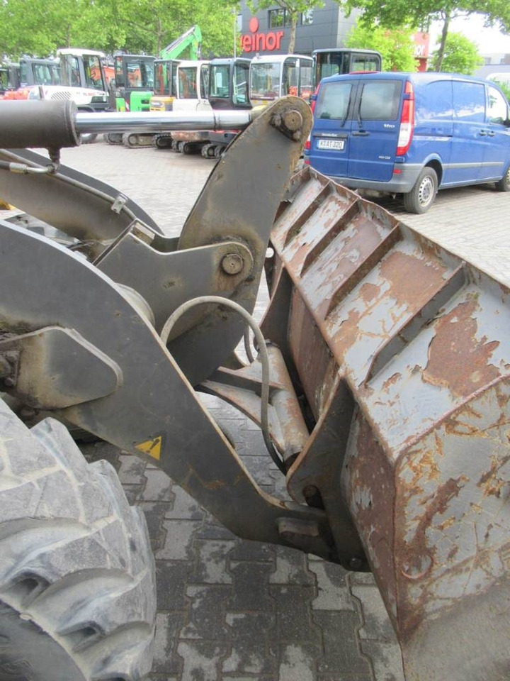 Wheel loader Volvo L 30 B: picture 9