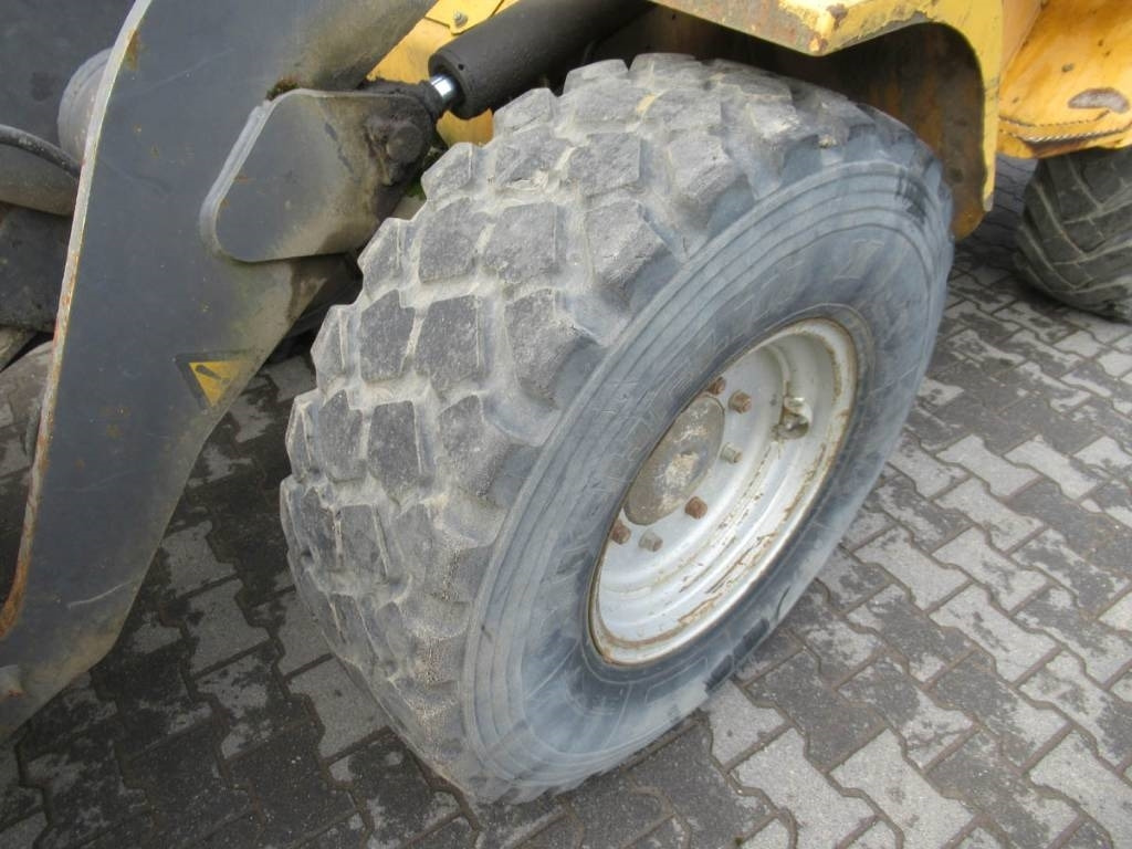 Wheel loader Volvo L 30 B: picture 10