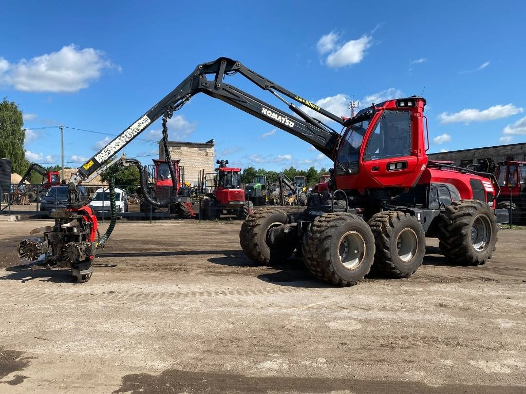 Komatsu 911 - Forestry harvester: picture 1 Komatsu 911 - Forestry harvester: picture 1