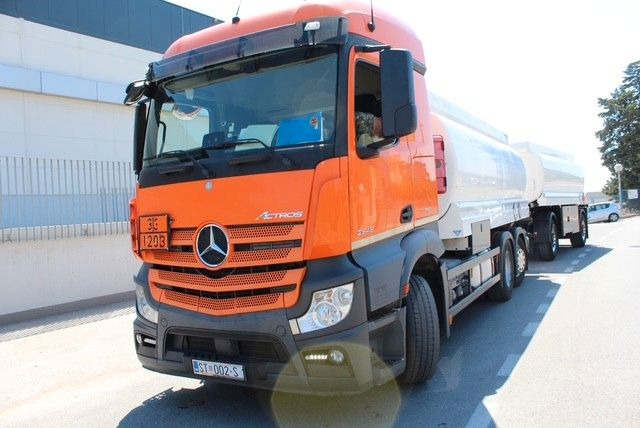 Tank truck Mercedes-Benz Actros 2548 6x2/4: picture 6