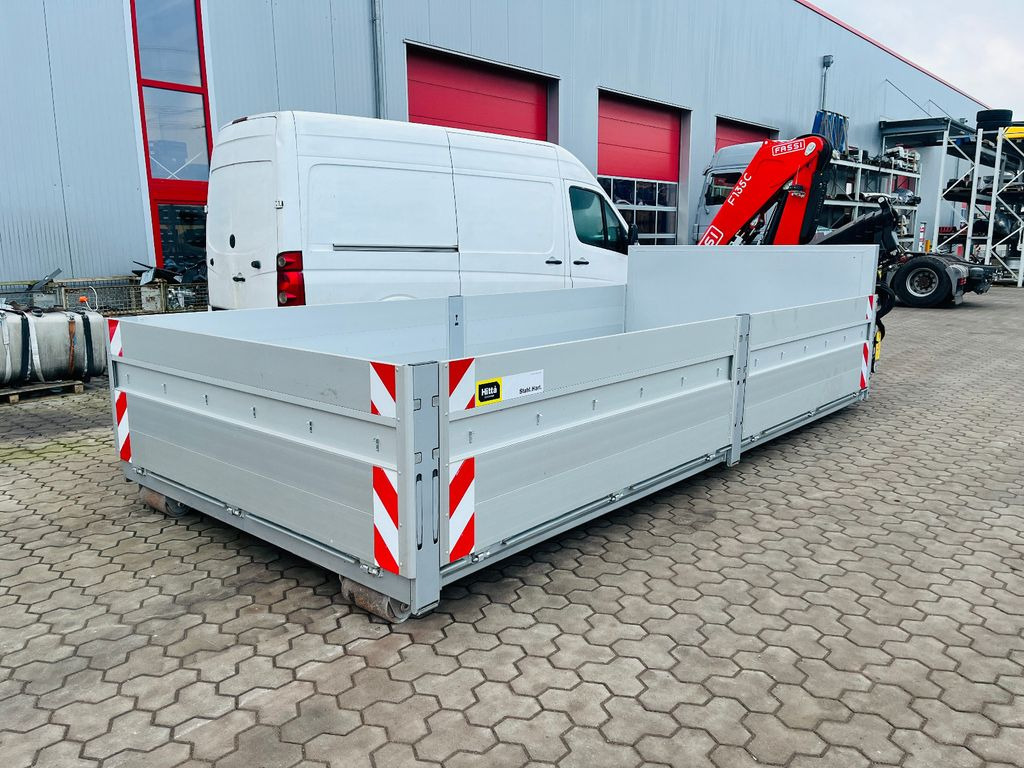 Abrollcontainer Container Kran Fassi F135 - Container transporter/ Swap body semi-trailer: picture 5 Abrollcontainer Container Kran Fassi F135 - Container transporter/ Swap body semi-trailer: picture 5