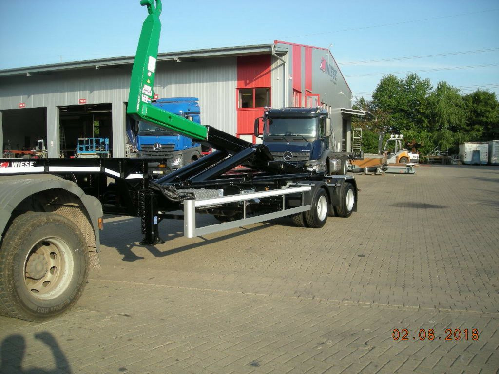Auflieger Abrollkipper Hakenlift Hooklift - Tipper semi-trailer: picture 2 Auflieger Abrollkipper Hakenlift Hooklift - Tipper semi-trailer: picture 2