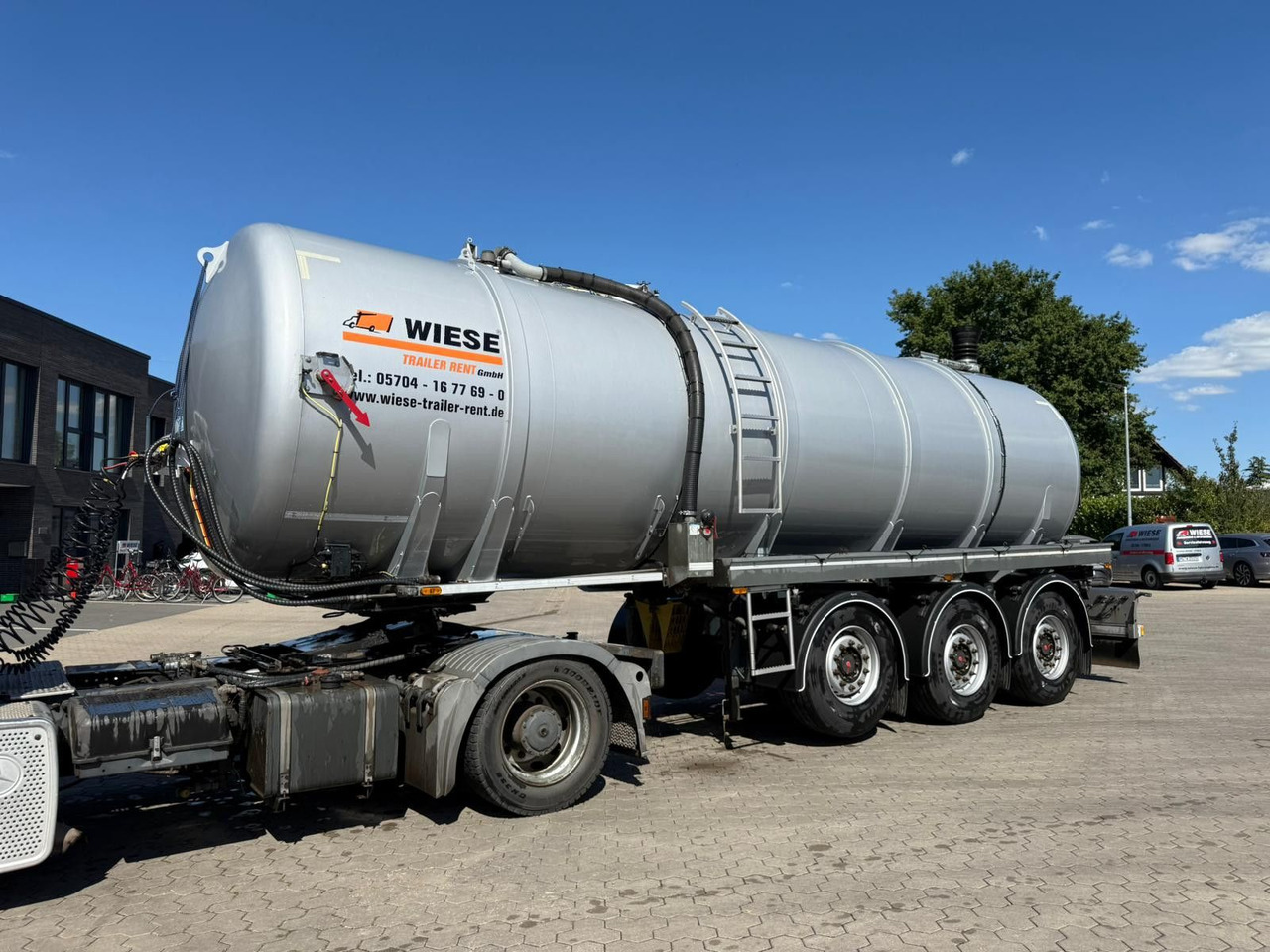 D-TEC Gülletankauflieger 30m³ Lenkachse - Tank semi-trailer: picture 3 D-TEC Gülletankauflieger 30m³ Lenkachse - Tank semi-trailer: picture 3
