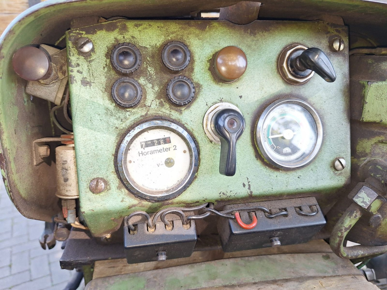 Farm tractor Fendt F 220 GT Geräteträger: picture 10