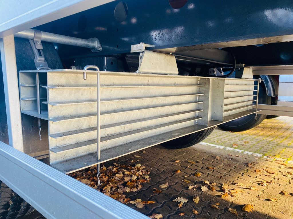 New Dropside/ Flatbed semi-trailer Kässbohrer Bordwandauflieger Twistlocks: picture 9