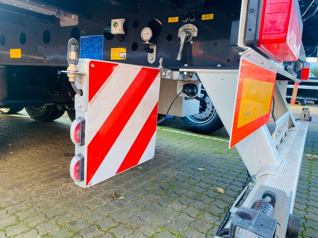 New Dropside/ Flatbed semi-trailer Kässbohrer Bordwandauflieger Twistlocks: picture 11