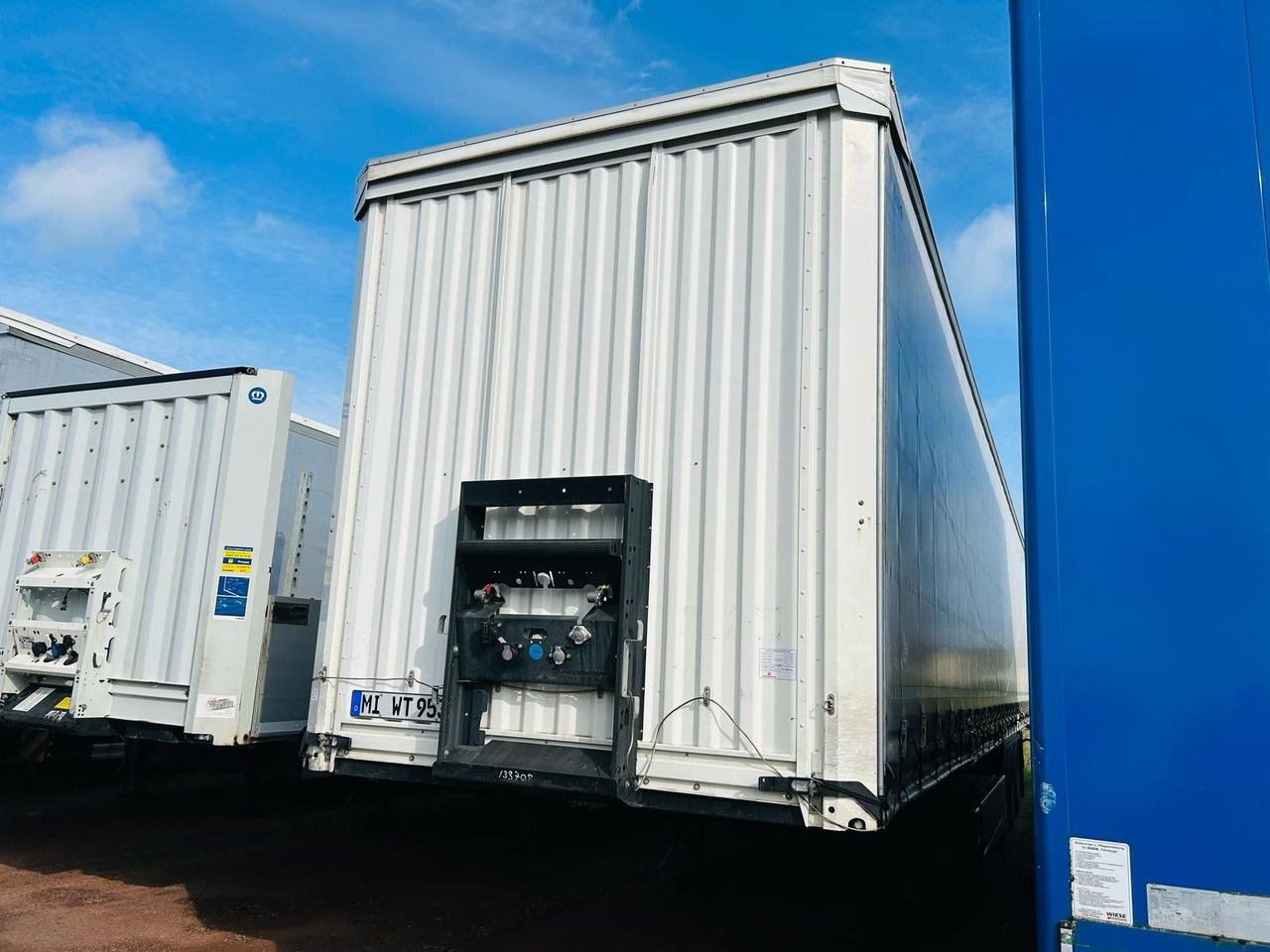 Kässbohrer Schiebeplanen Auflieger - Curtainsider semi-trailer: picture 4 Kässbohrer Schiebeplanen Auflieger - Curtainsider semi-trailer: picture 4