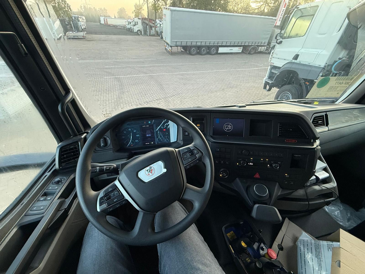 Crane truck MAN 26.470 6x4-4 Hydrodrive Fassi Kran F545 Jib: picture 15