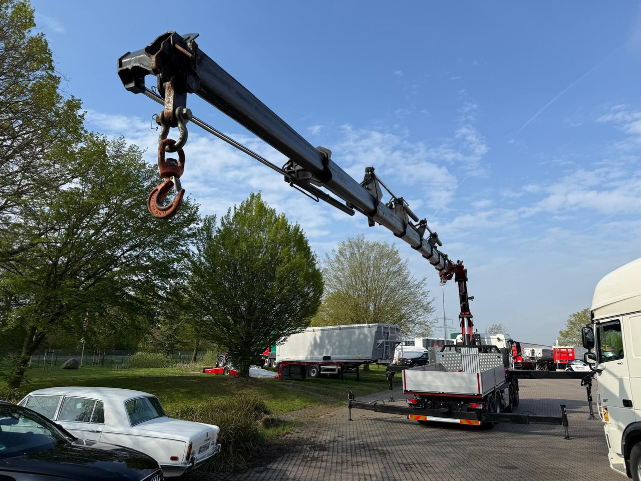 MAN 35.520 8x4 mit Kran Fassi F800 RA2.28 - Dropside/ Flatbed truck, Crane truck: picture 5 MAN 35.520 8x4 mit Kran Fassi F800 RA2.28 - Dropside/ Flatbed truck, Crane truck: picture 5