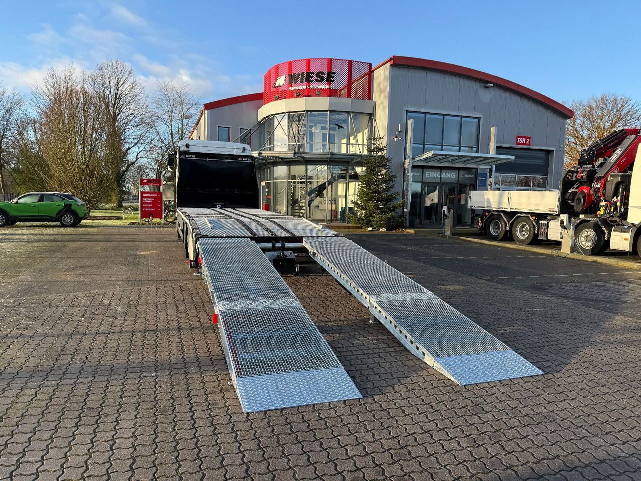 MAN Baumaschinen-  Arbeitsbühnentransporter Rampen - Autotransporter truck: picture 4 MAN Baumaschinen-  Arbeitsbühnentransporter Rampen - Autotransporter truck: picture 4