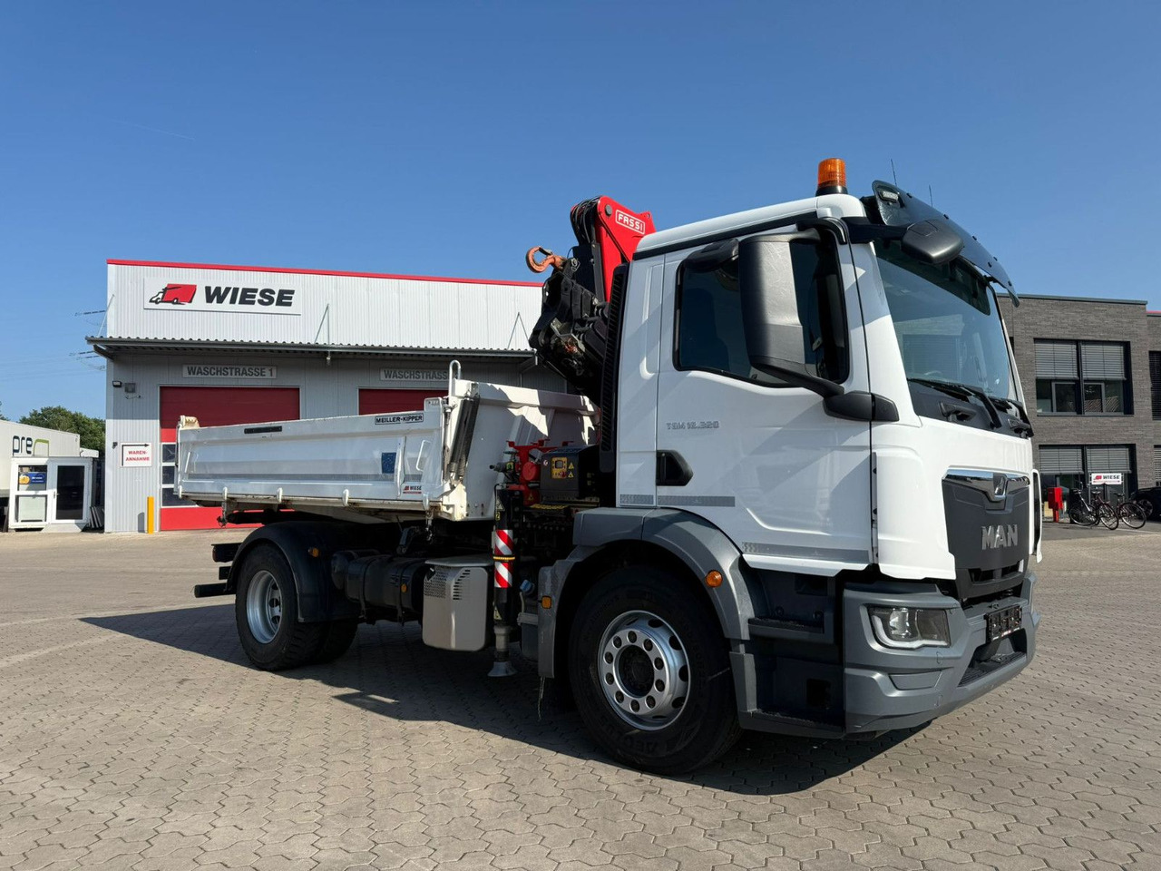 MAN TGM 18.320 4x2 BB mit Fassi F135 Kipper Kran - Tipper, Crane truck: picture 5 MAN TGM 18.320 4x2 BB mit Fassi F135 Kipper Kran - Tipper, Crane truck: picture 5