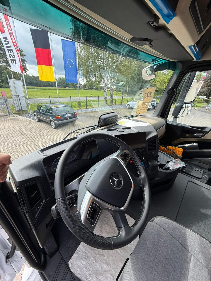 Dropside/ Flatbed truck Mercedes-Benz Actros mit Rampen, Maschinentransporter: picture 7