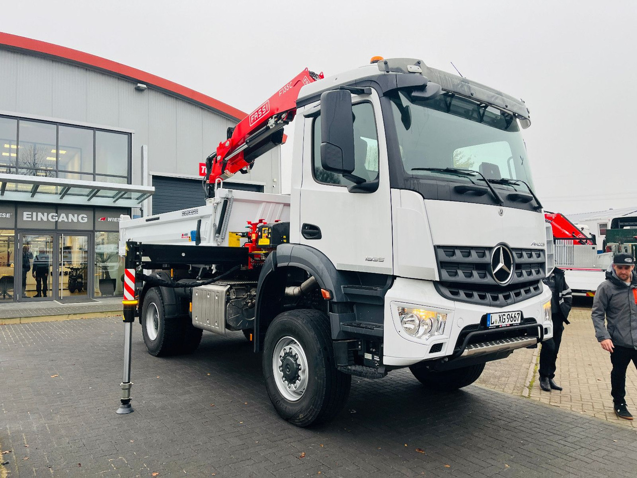 Mercedes-Benz Arocs 1835 4x4 Meiller Fassi Kran Kipper - Tipper, Crane truck: picture 2 Mercedes-Benz Arocs 1835 4x4 Meiller Fassi Kran Kipper - Tipper, Crane truck: picture 2