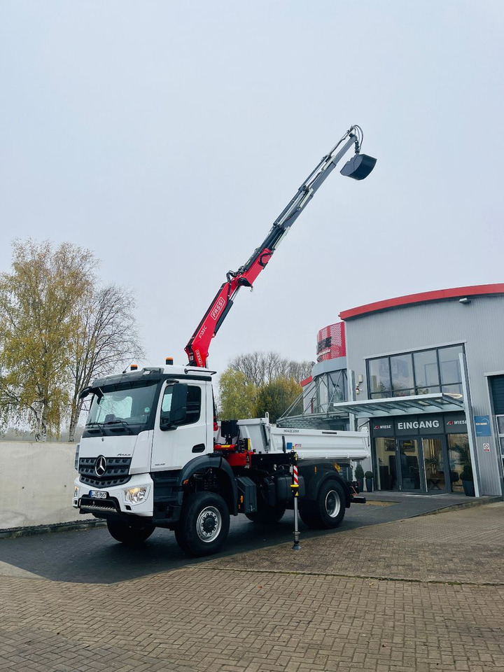 Tipper, Crane truck Mercedes-Benz Arocs 1835  4x4 Meiller Fassi Kran Kipper: picture 10