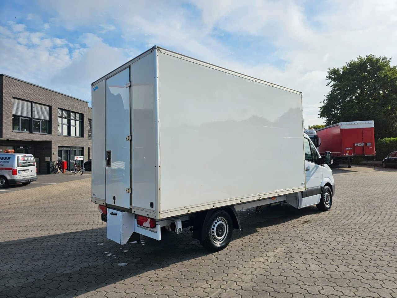 Mercedes-Benz Sprinter mit Kofferaufbau - Box van: picture 4 Mercedes-Benz Sprinter mit Kofferaufbau - Box van: picture 4
