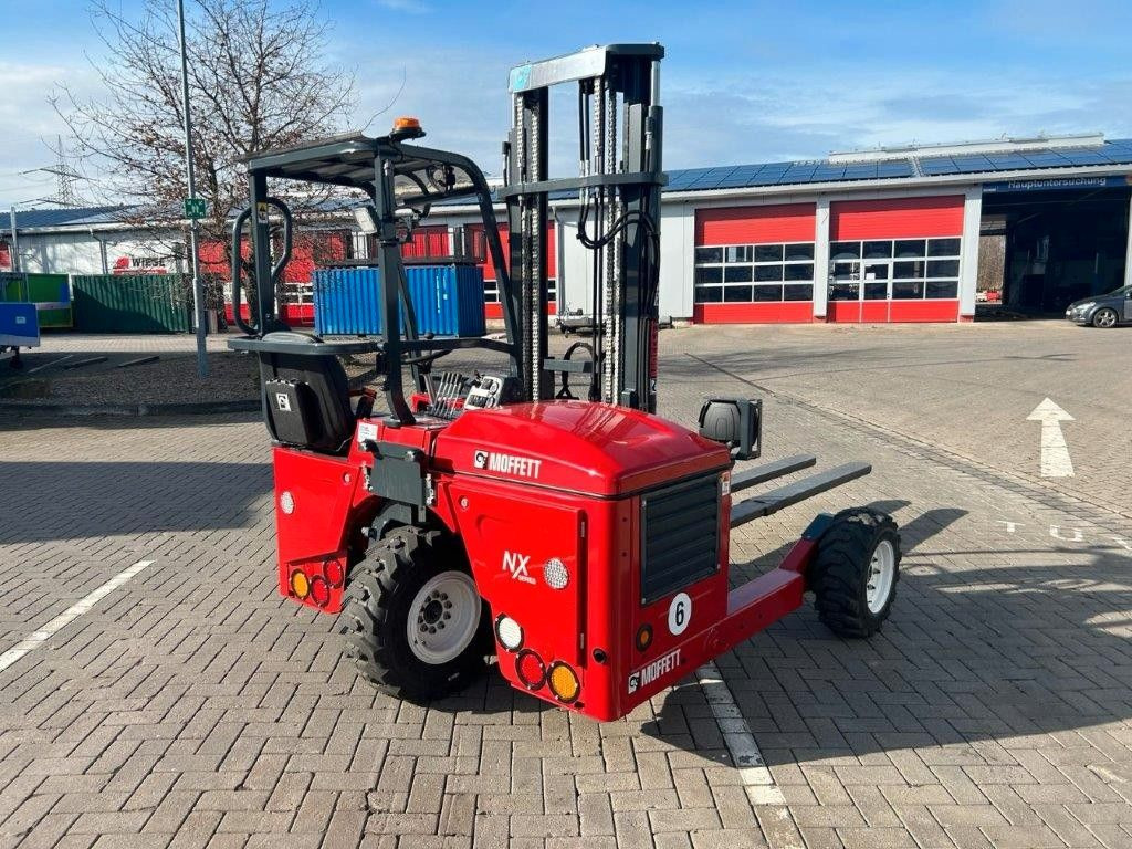 Moffett CARGOTEC - Tragkraft 2.500 kg Moffett CARGOTEC - Tragkraft 2.500 kg - Miete möglich - Diesel forklift: picture 5 Moffett CARGOTEC - Tragkraft 2.500 kg Moffett CARGOTEC - Tragkraft 2.500 kg - Miete möglich - Diesel forklift: picture 5