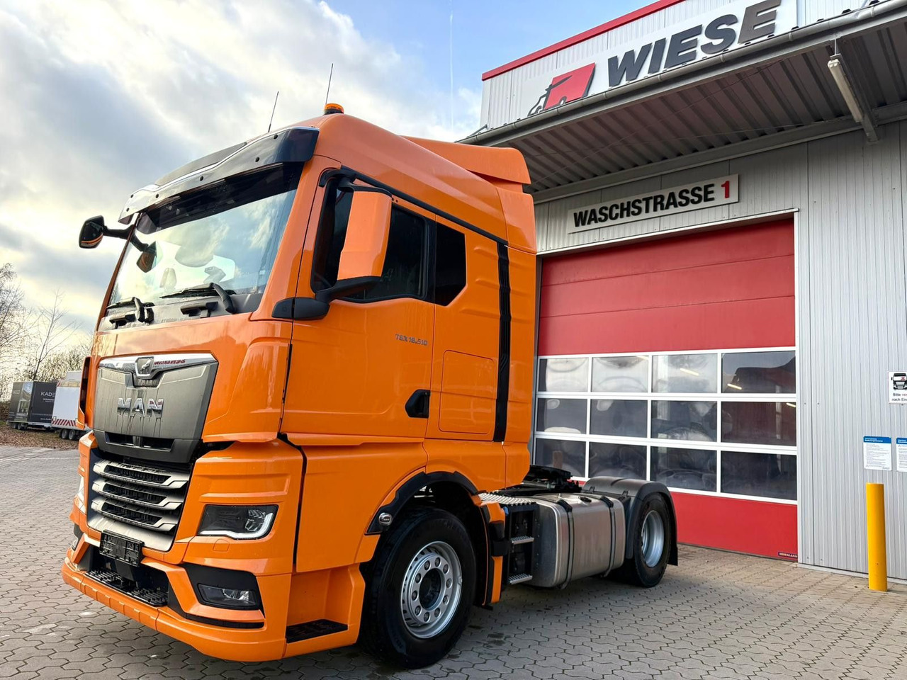 MAN TGX 18.510 23.000km!! Top Zustand - Tractor unit: picture 2 MAN TGX 18.510 23.000km!! Top Zustand - Tractor unit: picture 2