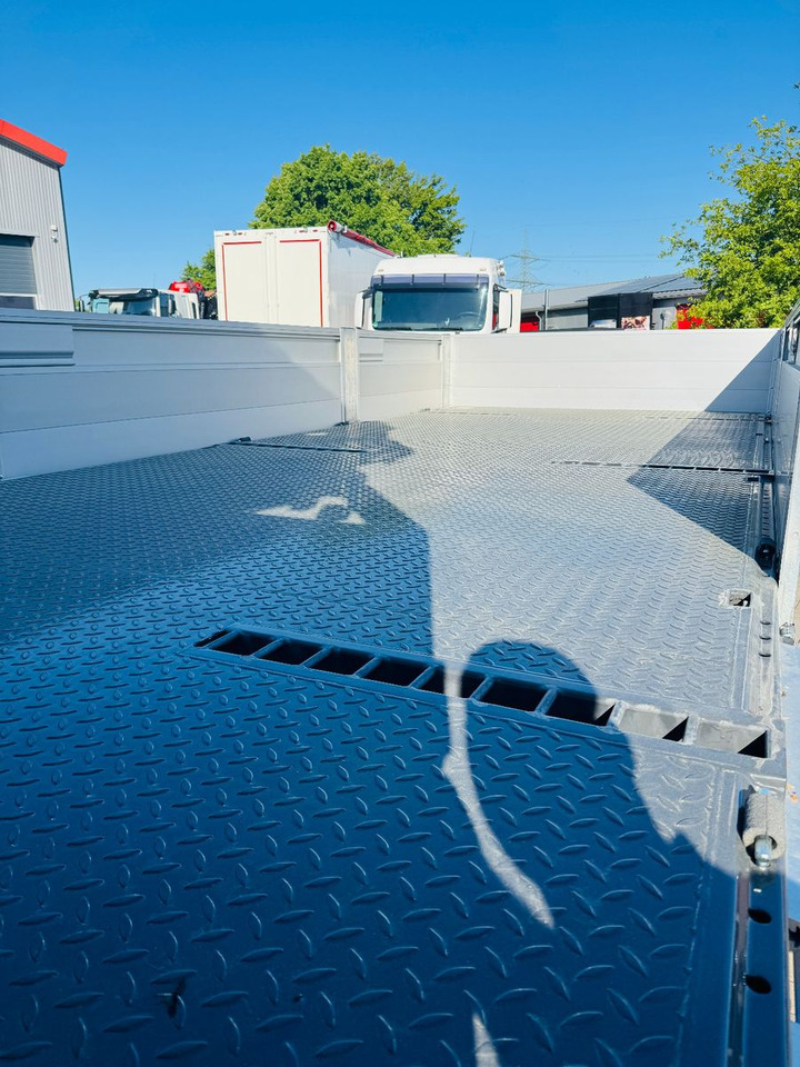 Volvo FH 500 8x2 mit F710RA.2.27 L426 und V20 Winde - Truck, Crane truck: picture 4 Volvo FH 500 8x2 mit F710RA.2.27 L426 und V20 Winde - Truck, Crane truck: picture 4