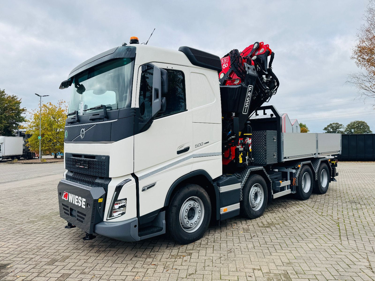 Volvo FH 500 8x4 Kran F820 RA2.27 Jib & Winde Sofort - Crane truck: picture 2 Volvo FH 500 8x4 Kran F820 RA2.27 Jib & Winde Sofort - Crane truck: picture 2
