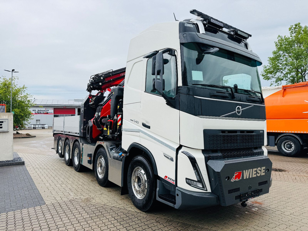 Volvo FH540 10x4 mit F1150 Ladekran, Sattelzugmaschine - Dropside/ Flatbed truck, Crane truck: picture 3 Volvo FH540 10x4 mit F1150 Ladekran, Sattelzugmaschine - Dropside/ Flatbed truck, Crane truck: picture 3
