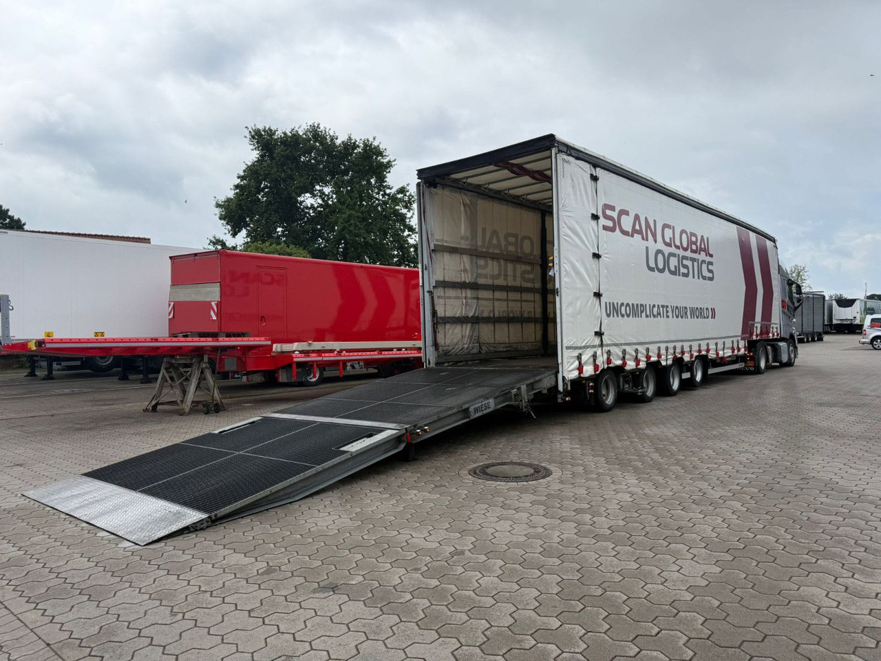 Wiese 4-Achs Mega Gabelstaplertransporter Rampe - Low loader semi-trailer: picture 5 Wiese 4-Achs Mega Gabelstaplertransporter Rampe - Low loader semi-trailer: picture 5