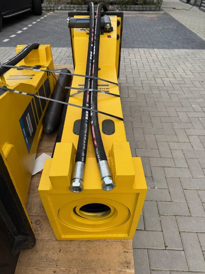 Epiroc Atlas Copco MB1700 MB 1700 MB1650 MB1700DP - Hydraulic hammer for Construction machinery: picture 2 Epiroc Atlas Copco MB1700 MB 1700 MB1650 MB1700DP - Hydraulic hammer for Construction machinery: picture 2