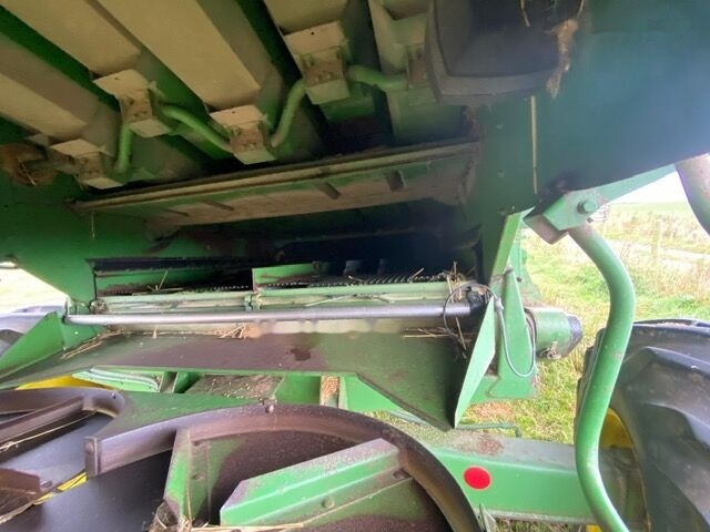 John Deere 2266 - Combine harvester: picture 2 John Deere 2266 - Combine harvester: picture 2