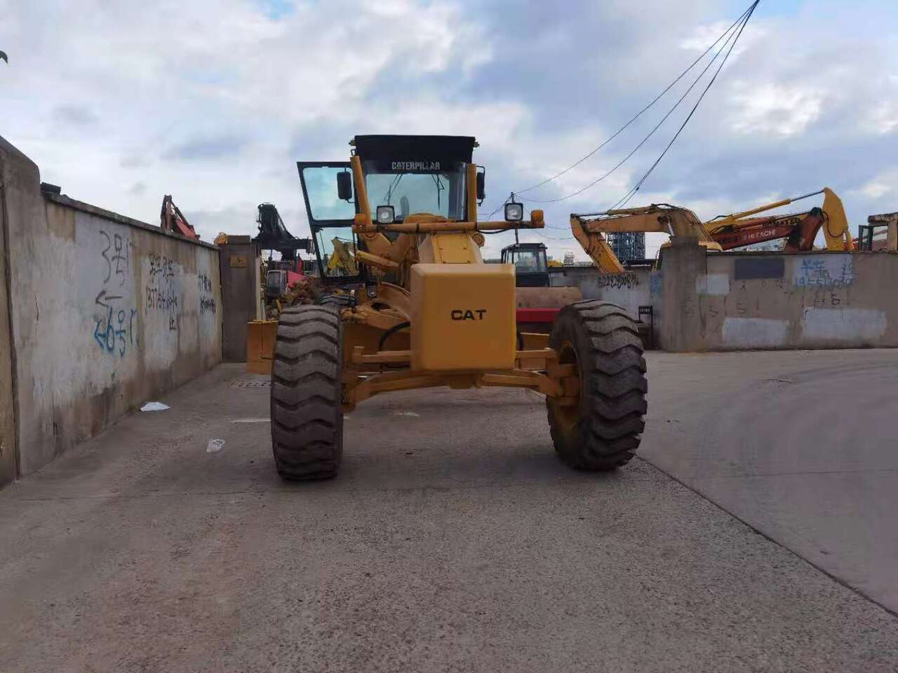 CATERPILLAR 14H - Grader: picture 3 CATERPILLAR 14H - Grader: picture 3